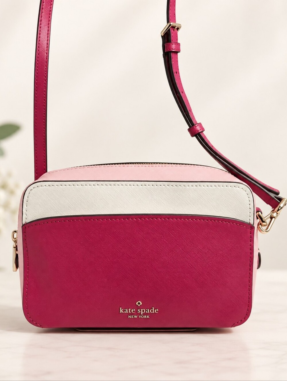 Kate Spade Colorblock Saffiano Leather Crossbody Camera Bag Pink White EUC